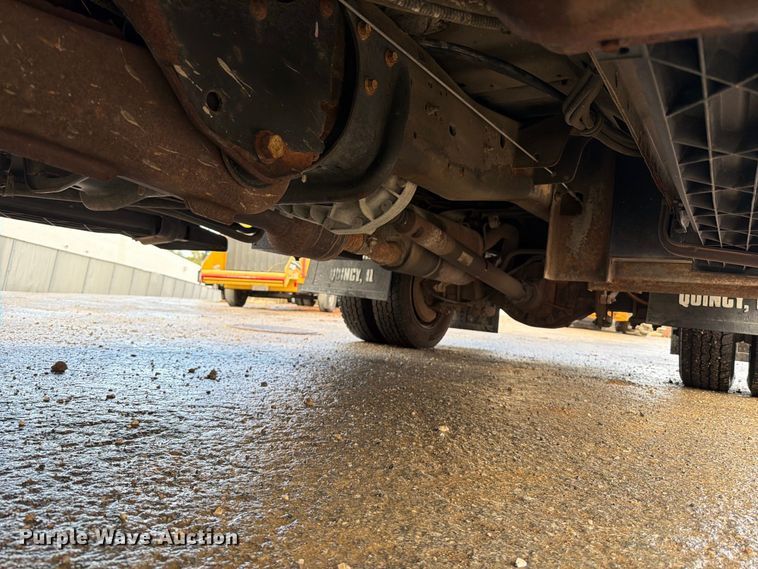 image for item FT6479 2007 Ford F450 Super Duty XL dump truck