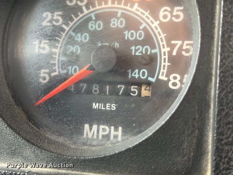 image for item FT6484 1989 International F-2575 semi truck