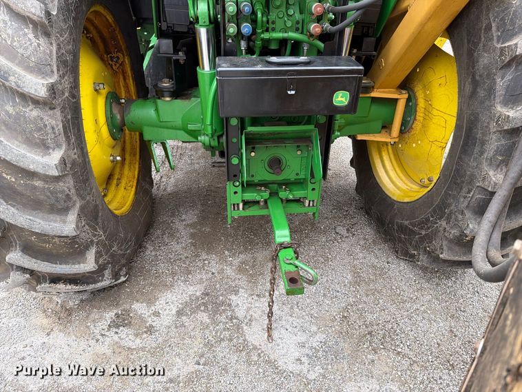 image for item FT6485 2010 John Deere 7230 MFWD tractor