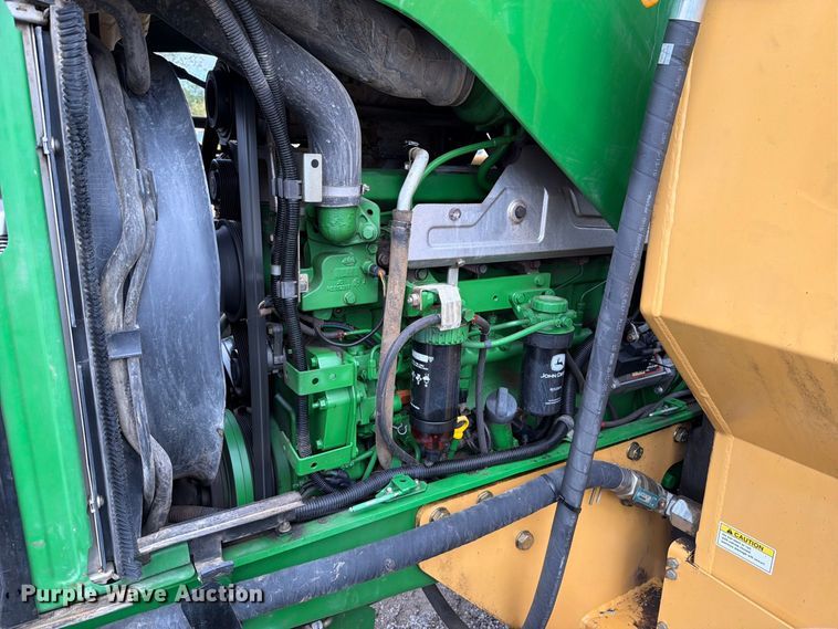 image for item FT6485 2010 John Deere 7230 MFWD tractor