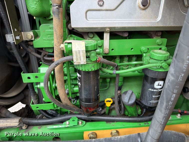 image for item FT6485 2010 John Deere 7230 MFWD tractor