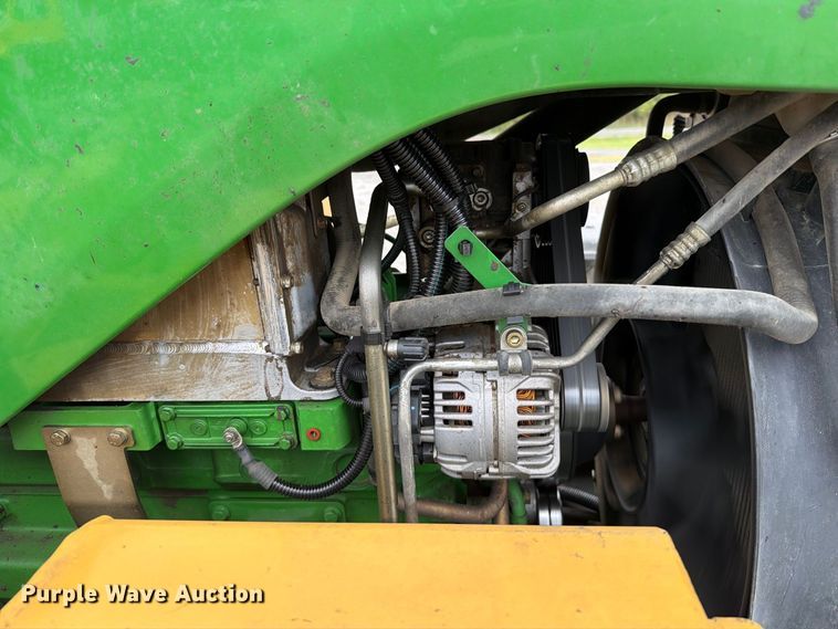 image for item FT6485 2010 John Deere 7230 MFWD tractor