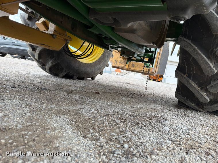 image for item FT6485 2010 John Deere 7230 MFWD tractor