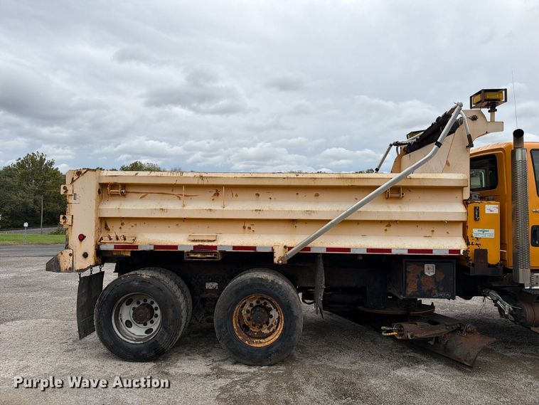 image for item FT6486 2011 International 7500 dump truck