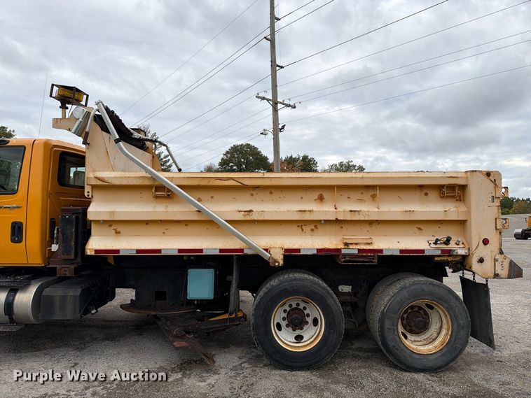 image for item FT6486 2011 International 7500 dump truck