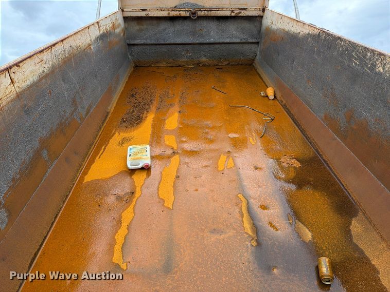 image for item FT6486 2011 International 7500 dump truck