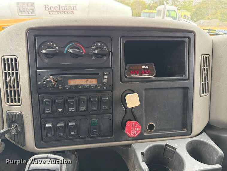 image for item FT6486 2011 International 7500 dump truck