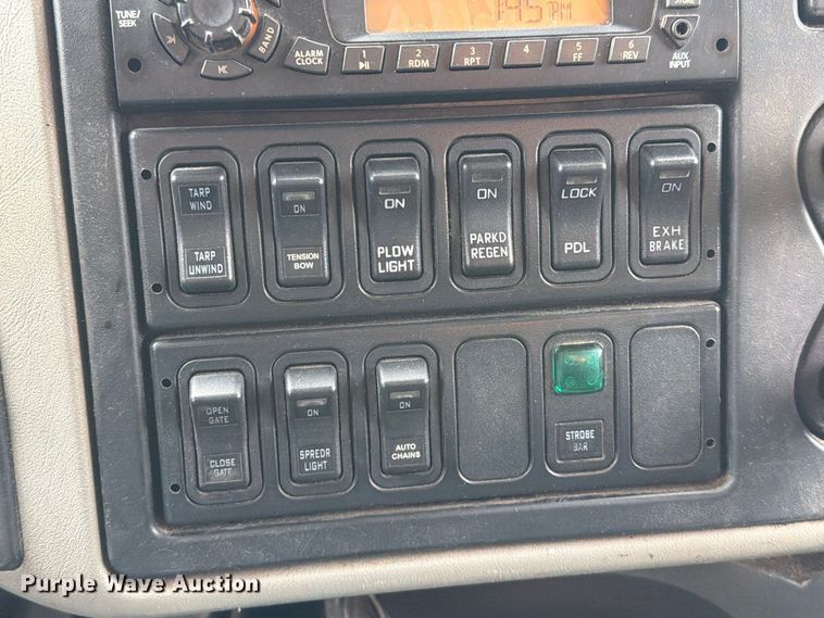 image for item FT6486 2011 International 7500 dump truck