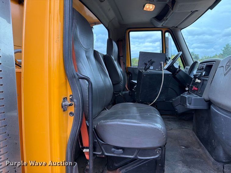 image for item FT6486 2011 International 7500 dump truck