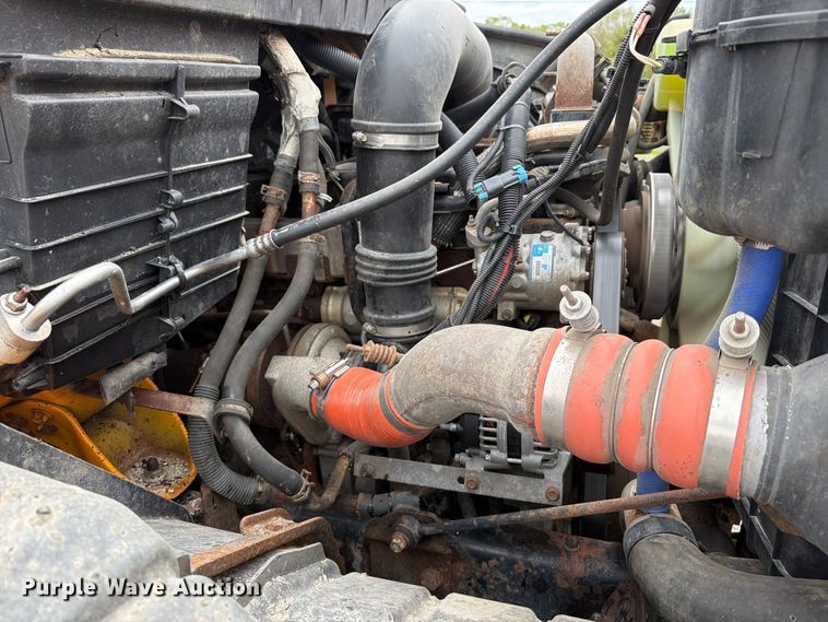 image for item FT6486 2011 International 7500 dump truck