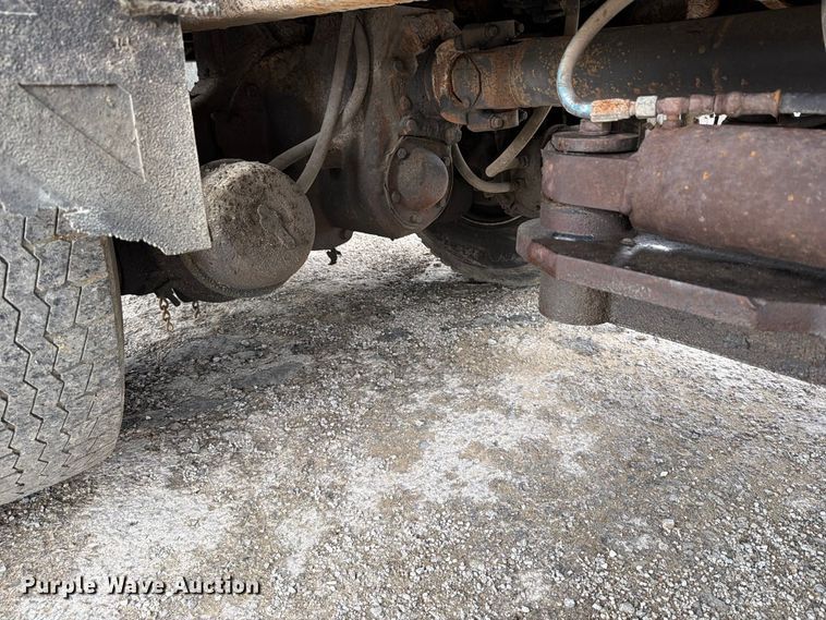 image for item FT6486 2011 International 7500 dump truck
