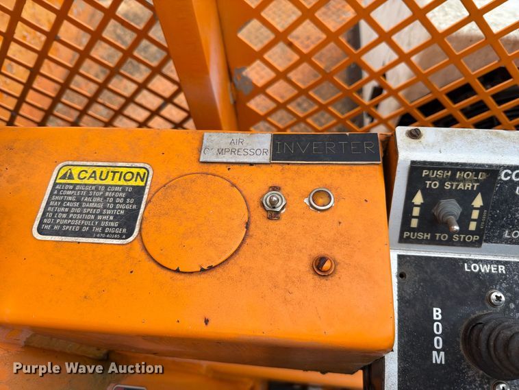 image for item FT6487 2001 International 4900 digger derrick truck