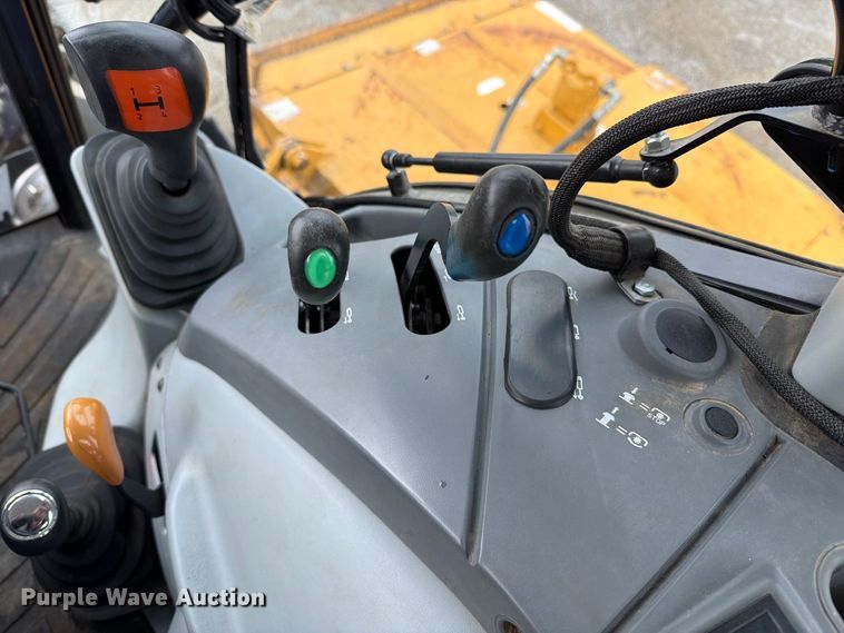 image for item FT6488 2016 New Holland TS6.110 tractor
