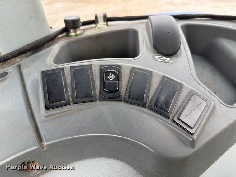 image for item FT6488 2016 New Holland TS6.110 tractor