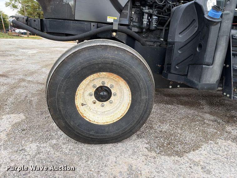 image for item FT6488 2016 New Holland TS6.110 tractor