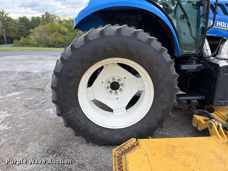 image for item FT6488 2016 New Holland TS6.110 tractor