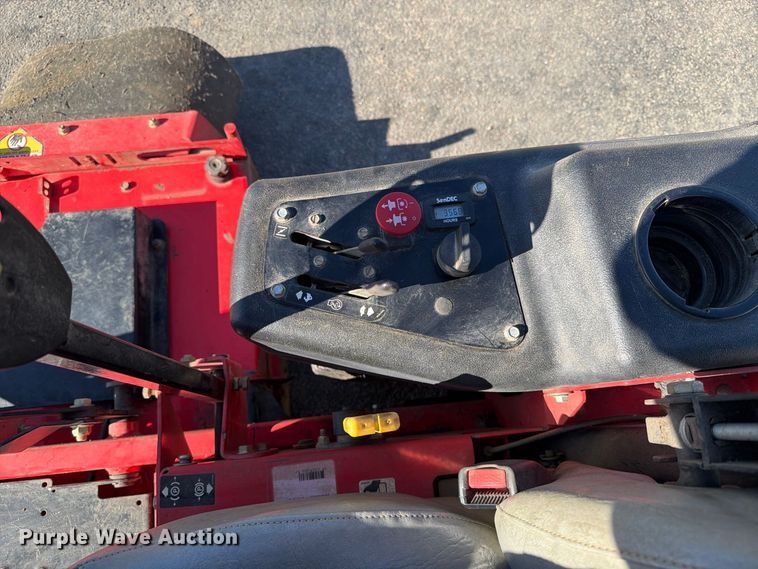 image for item FT6859 Gravely Pro-Turn 60 Commercial ZTR lawn mower