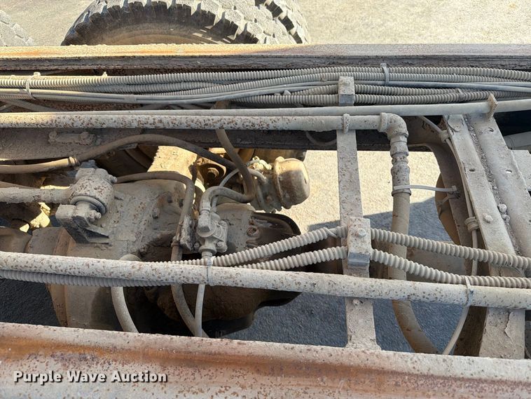 image for item FT6860 1998 International 2554 dump truck
