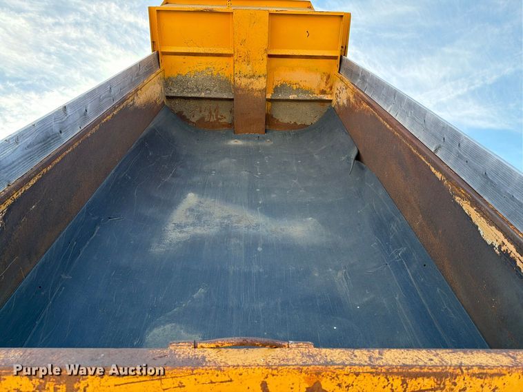 image for item FT6860 1998 International 2554 dump truck