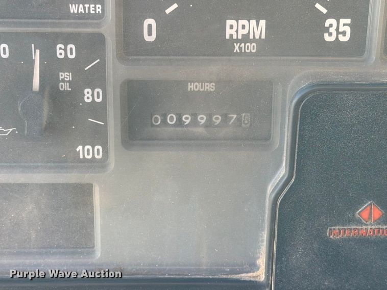 image for item FT6860 1998 International 2554 dump truck