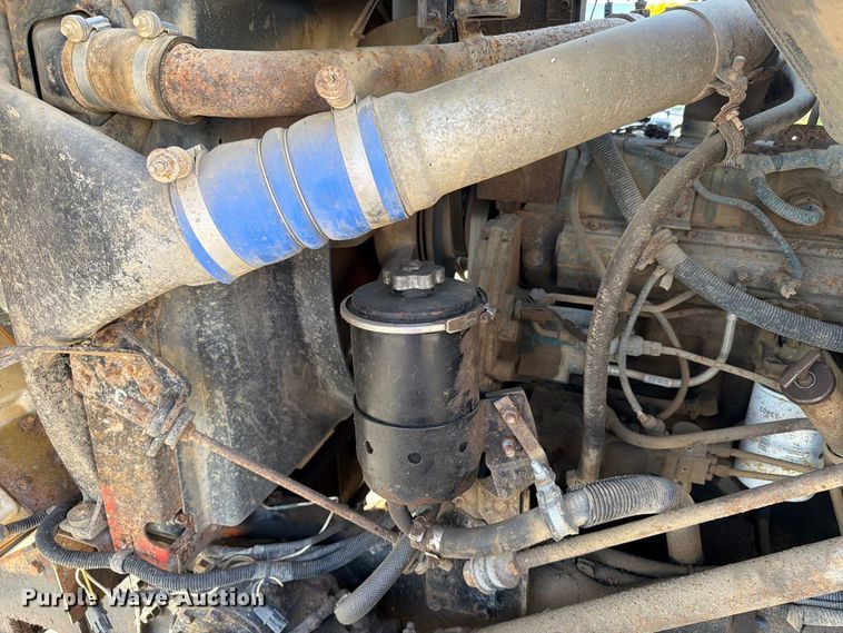image for item FT6860 1998 International 2554 dump truck
