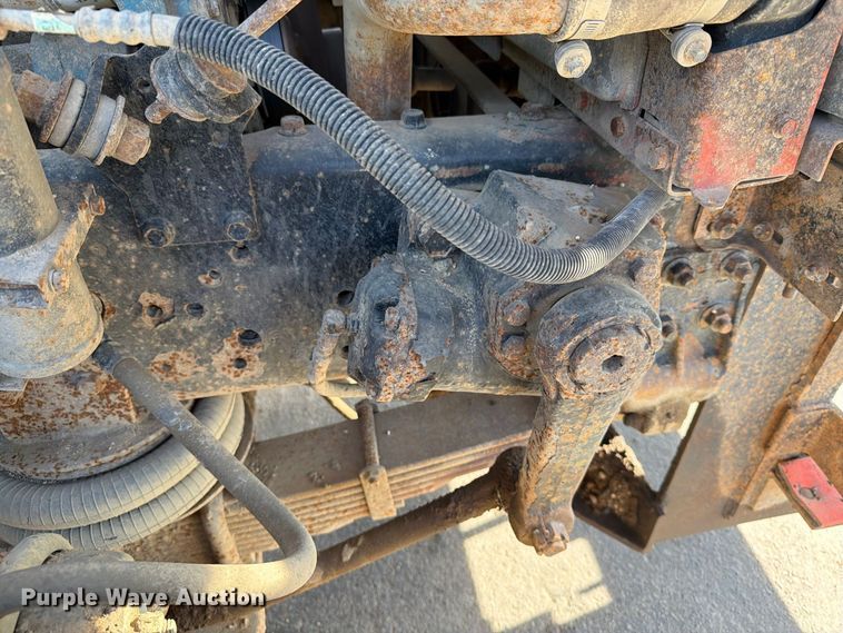 image for item FT6860 1998 International 2554 dump truck