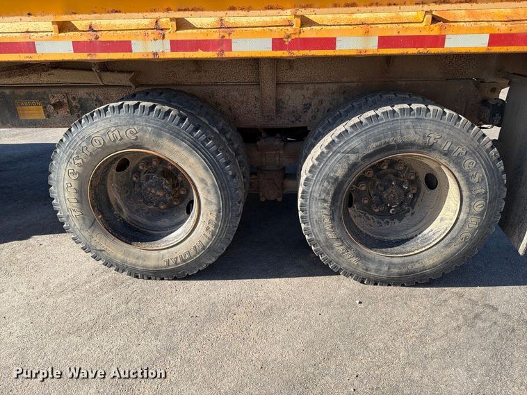 image for item FT6860 1998 International 2554 dump truck