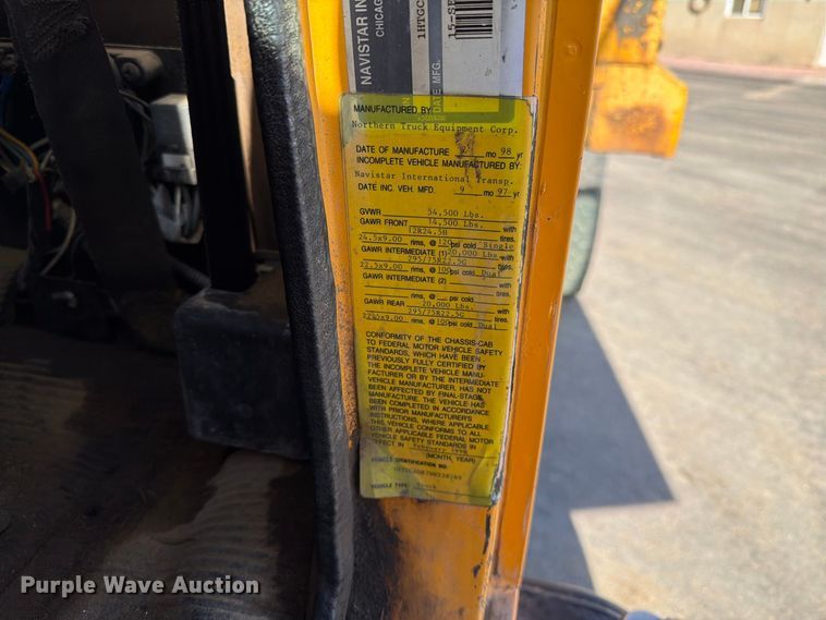 image for item FT6860 1998 International 2554 dump truck