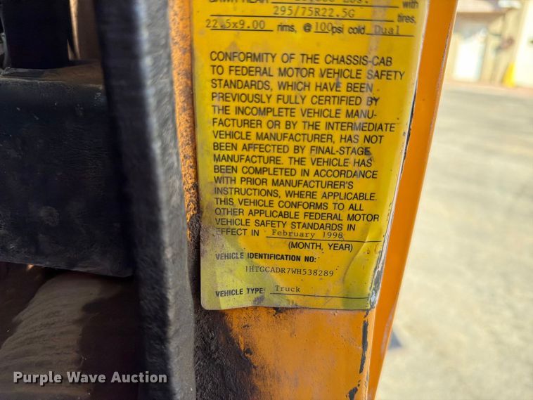 image for item FT6860 1998 International 2554 dump truck