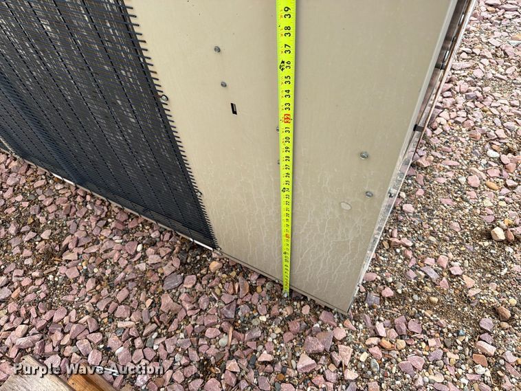 image for item FT6949 (2) McQuay AGZ020ASS12-ER11 AC units