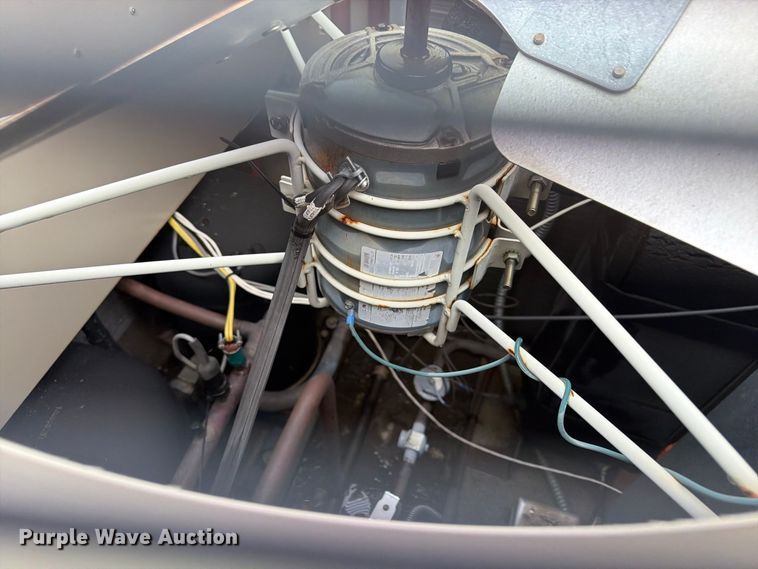 image for item FT6949 (2) McQuay AGZ020ASS12-ER11 AC units