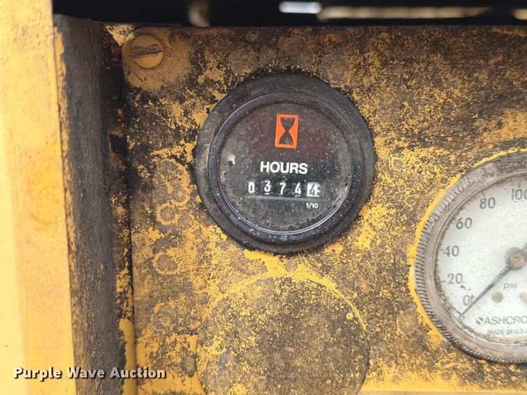 image for item FT6950 1990 LeRoi 125 air compressor