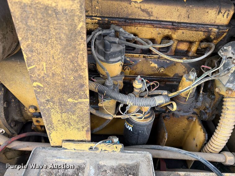 image for item FT6950 1990 LeRoi 125 air compressor