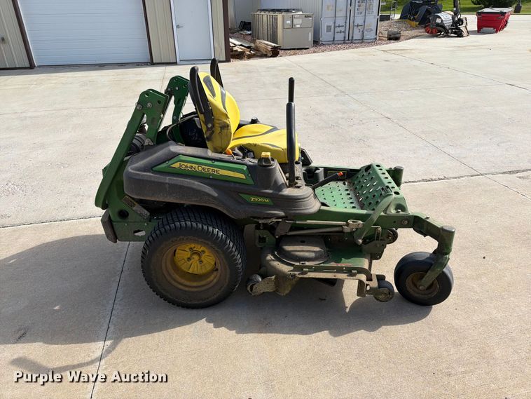 image for item FT6951 2018 John Deere Z920M ZTR lawn mower