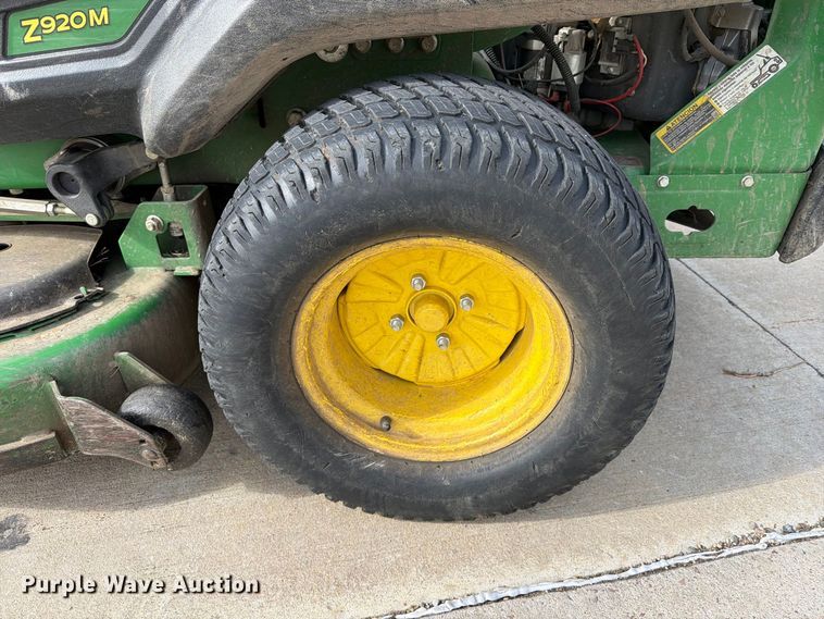 image for item FT6951 2018 John Deere Z920M ZTR lawn mower