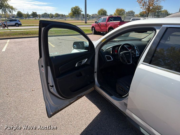 image for item FT6954 2010 GMC Terrain SUV