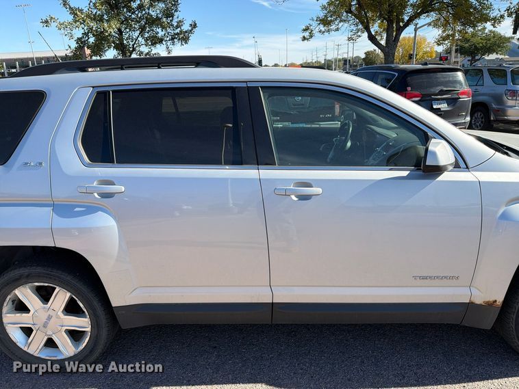 image for item FT6954 2010 GMC Terrain SUV