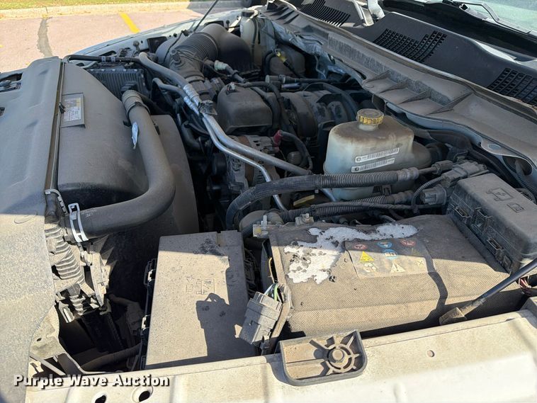 image for item FT6958 2014 RAM 5500 box truck