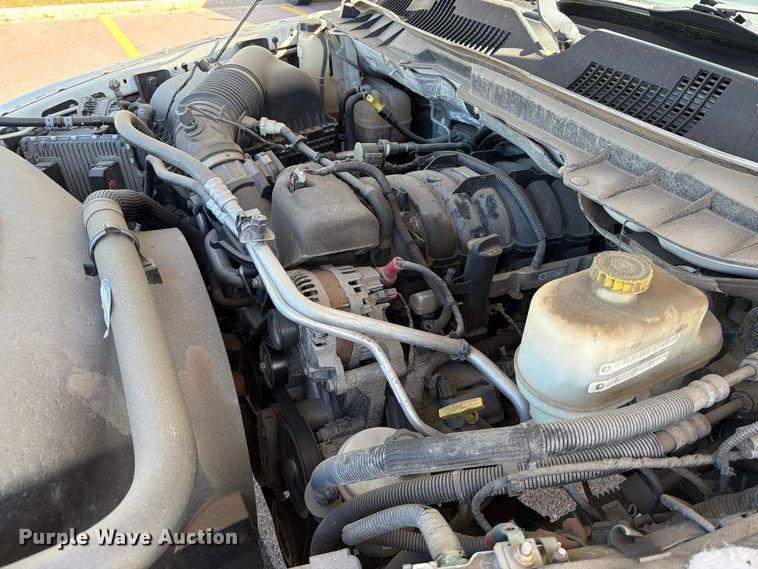 image for item FT6958 2014 RAM 5500 box truck