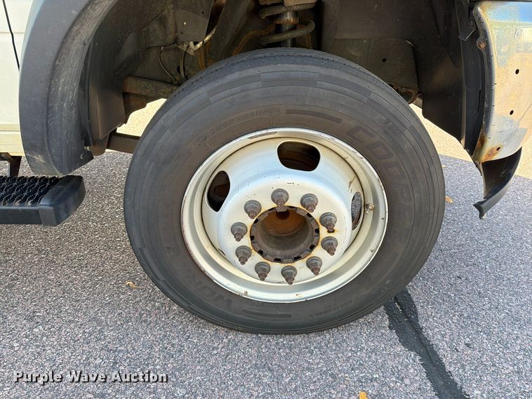image for item FT6958 2014 RAM 5500 box truck