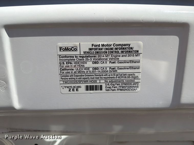 image for item FT6988 2015 Ford E450 shuttle bus