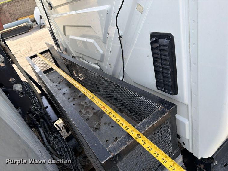 image for item FT7559 2014 International DuraStar 4300 street sweeper truck