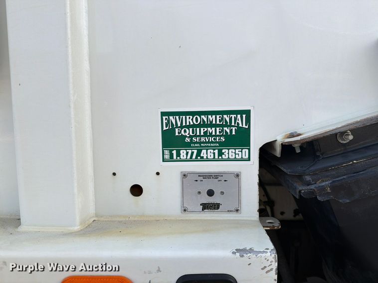 image for item FT7559 2014 International DuraStar 4300 street sweeper truck