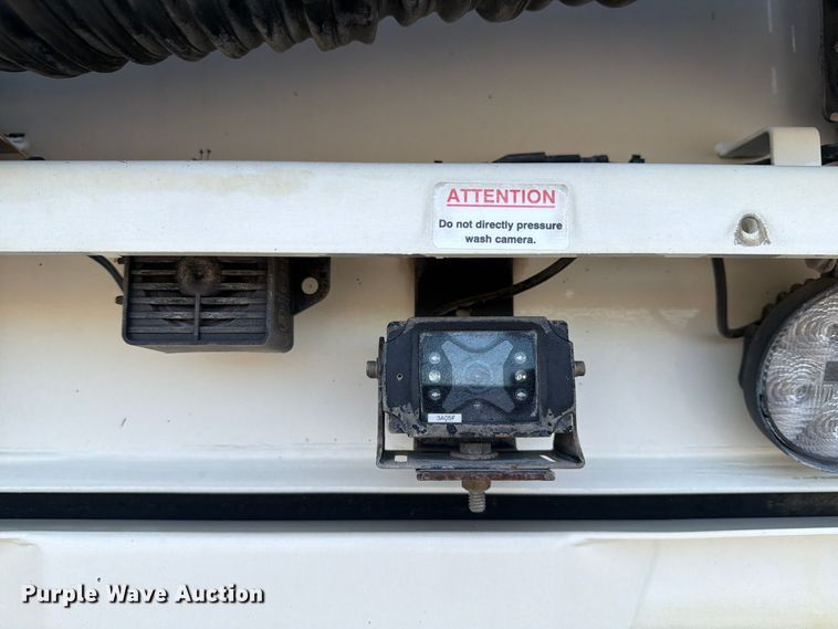 image for item FT7559 2014 International DuraStar 4300 street sweeper truck