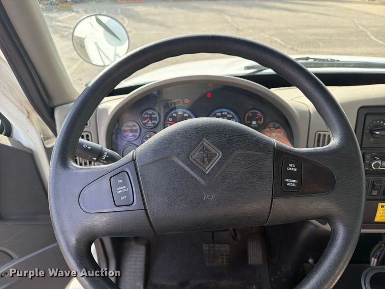 image for item FT7559 2014 International DuraStar 4300 street sweeper truck