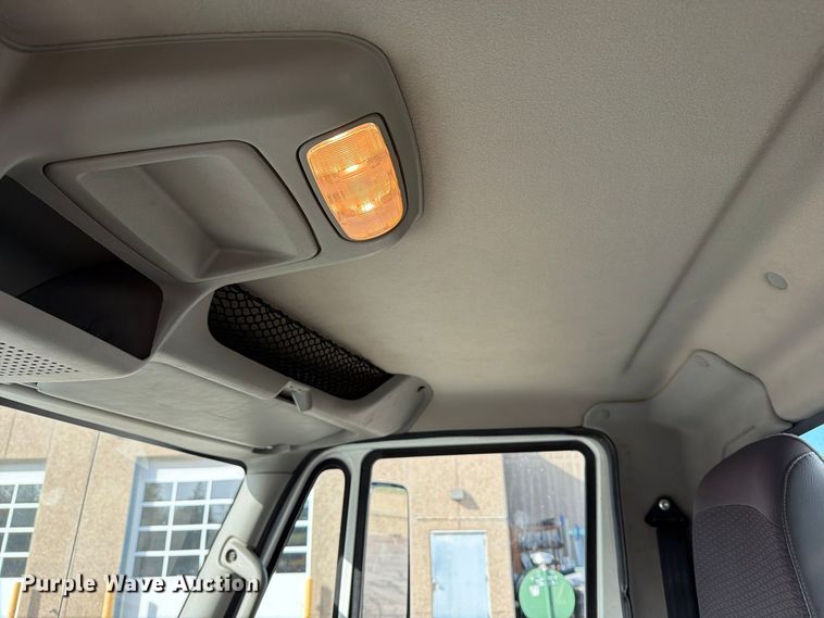 image for item FT7559 2014 International DuraStar 4300 street sweeper truck