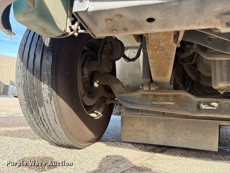 image for item FT7559 2014 International DuraStar 4300 street sweeper truck