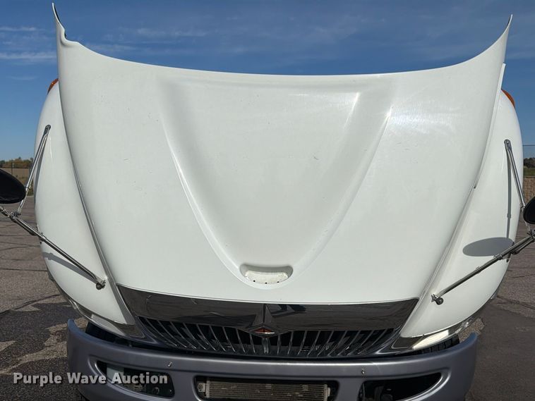 image for item FT7559 2014 International DuraStar 4300 street sweeper truck