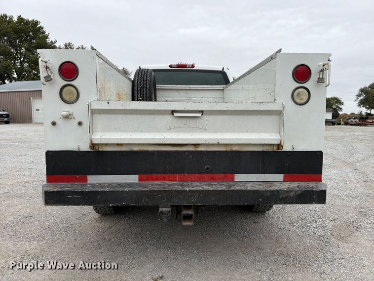 image for item FU0582 2008 Chevrolet Silverado 2500HD Ext. Cab utility bed pickup truck