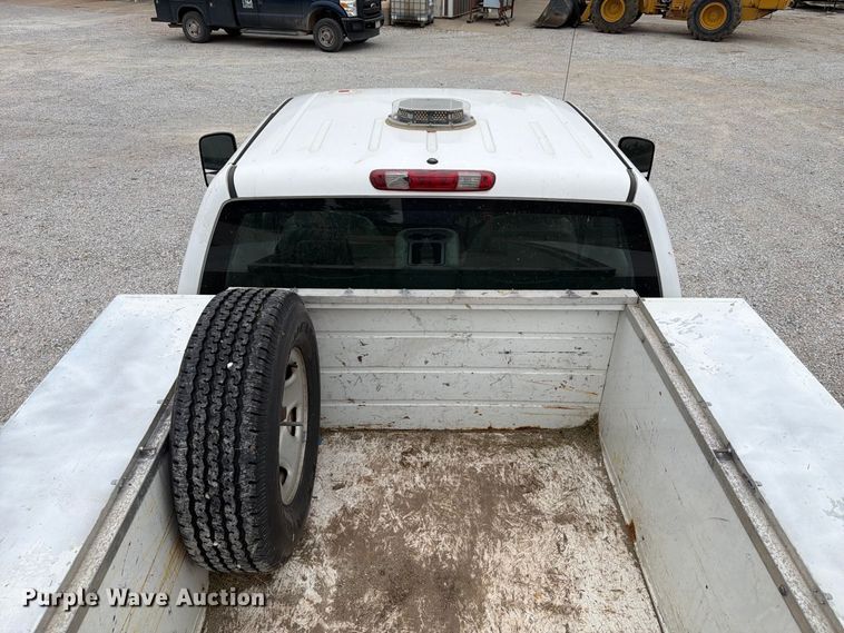 image for item FU0582 2008 Chevrolet Silverado 2500HD Ext. Cab utility bed pickup truck